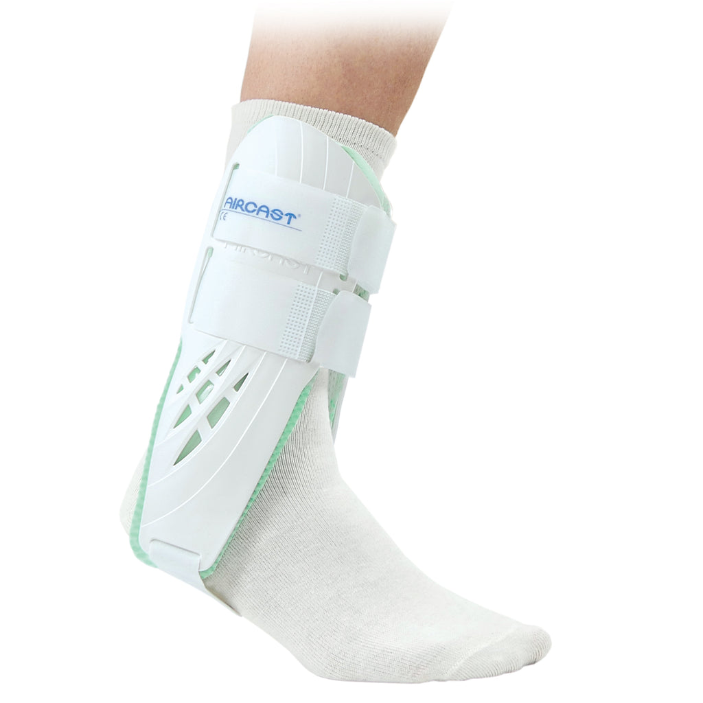 Aircast Air-Stirrup II™ nilkkatuki