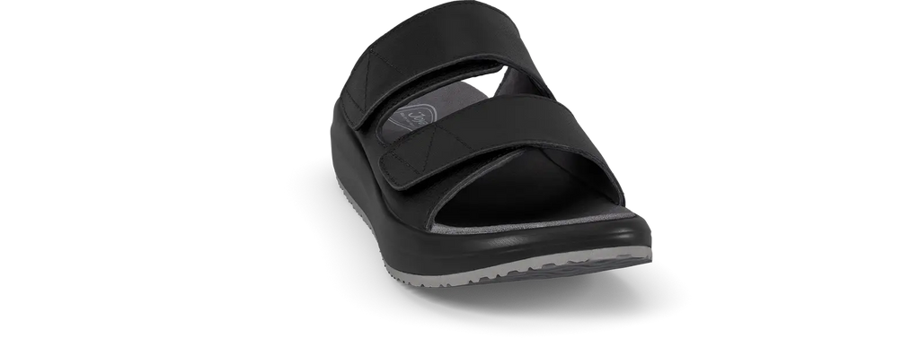 Max III Black