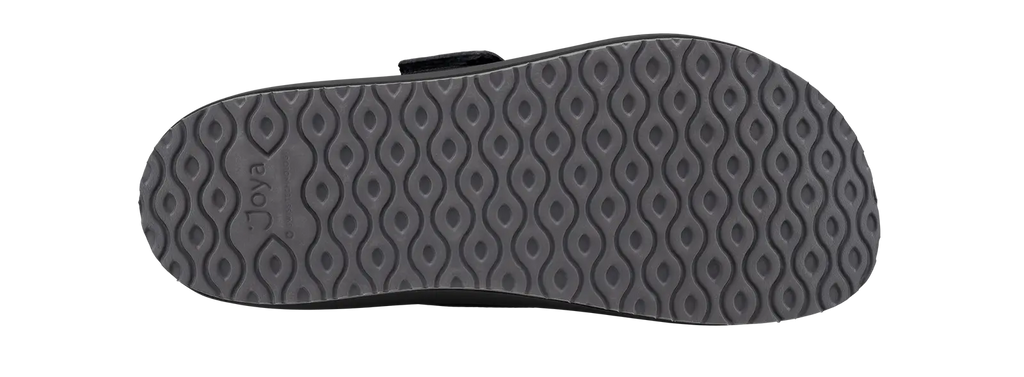 Max III Black